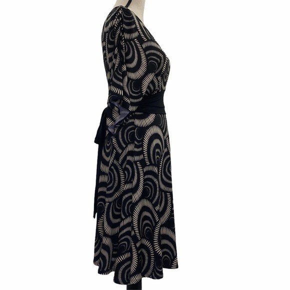 ROULETTE Geometric Boxy Midi Sheath Dress - Picture 5 of 10